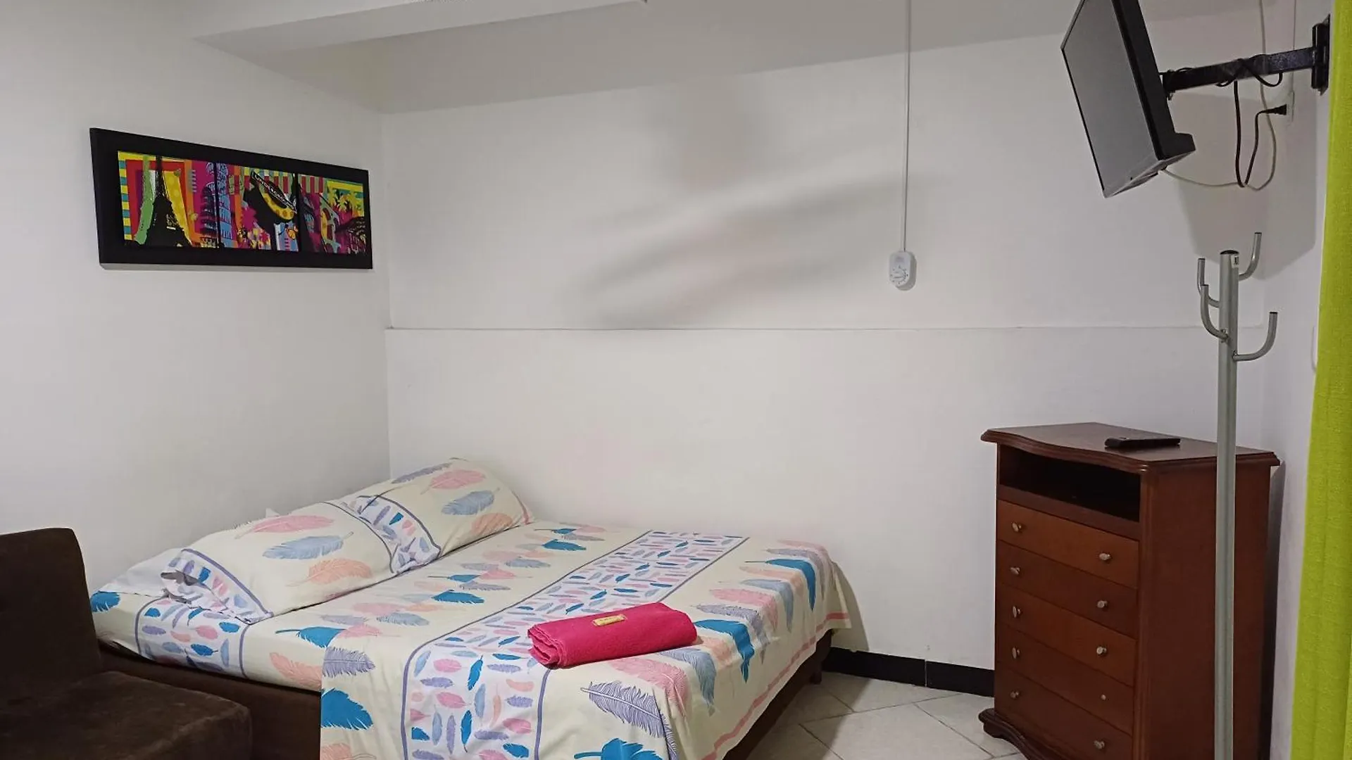 Casablanca Hostel Cali B&B Колумбия